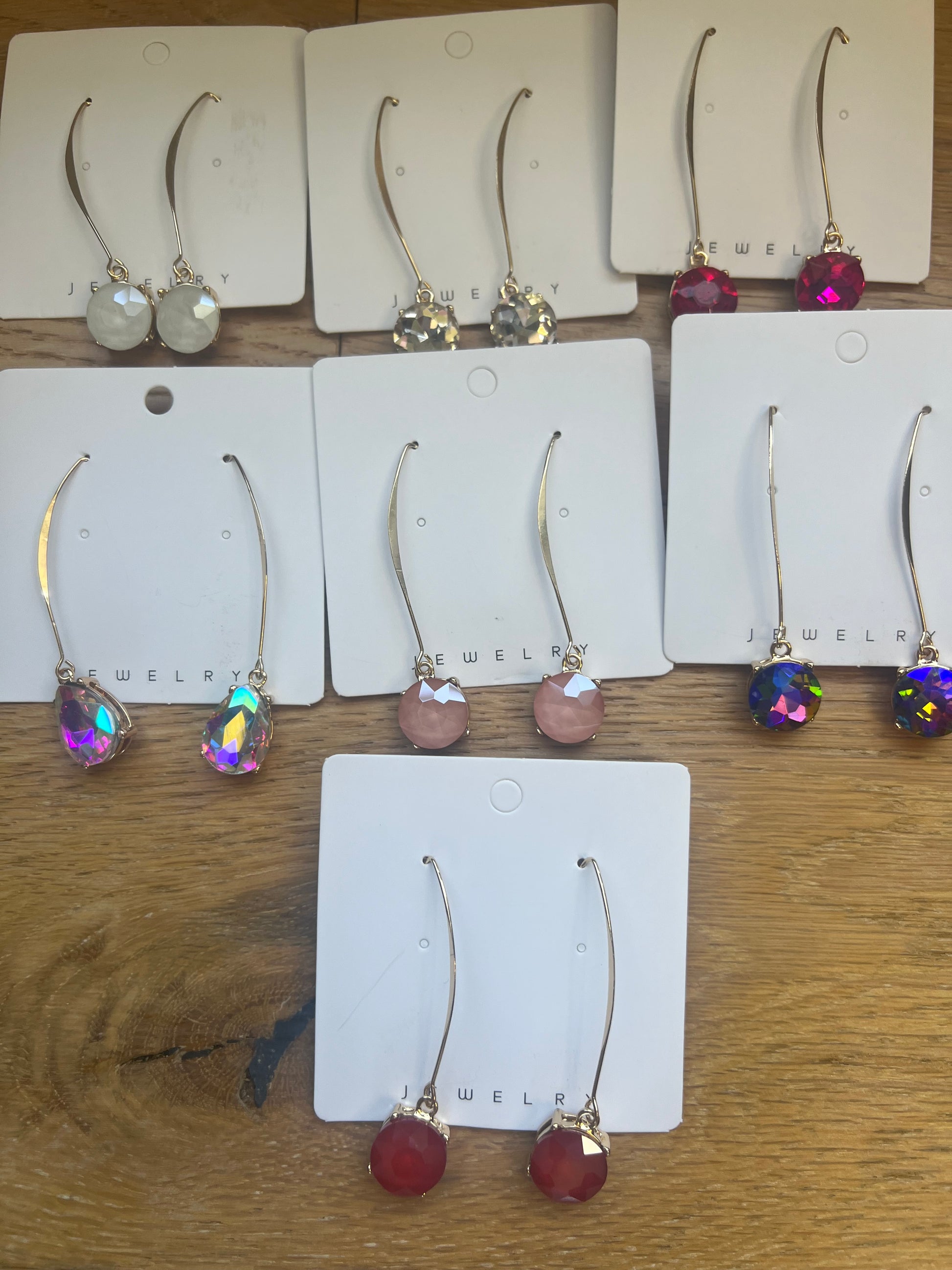 Elegant hanging earrings