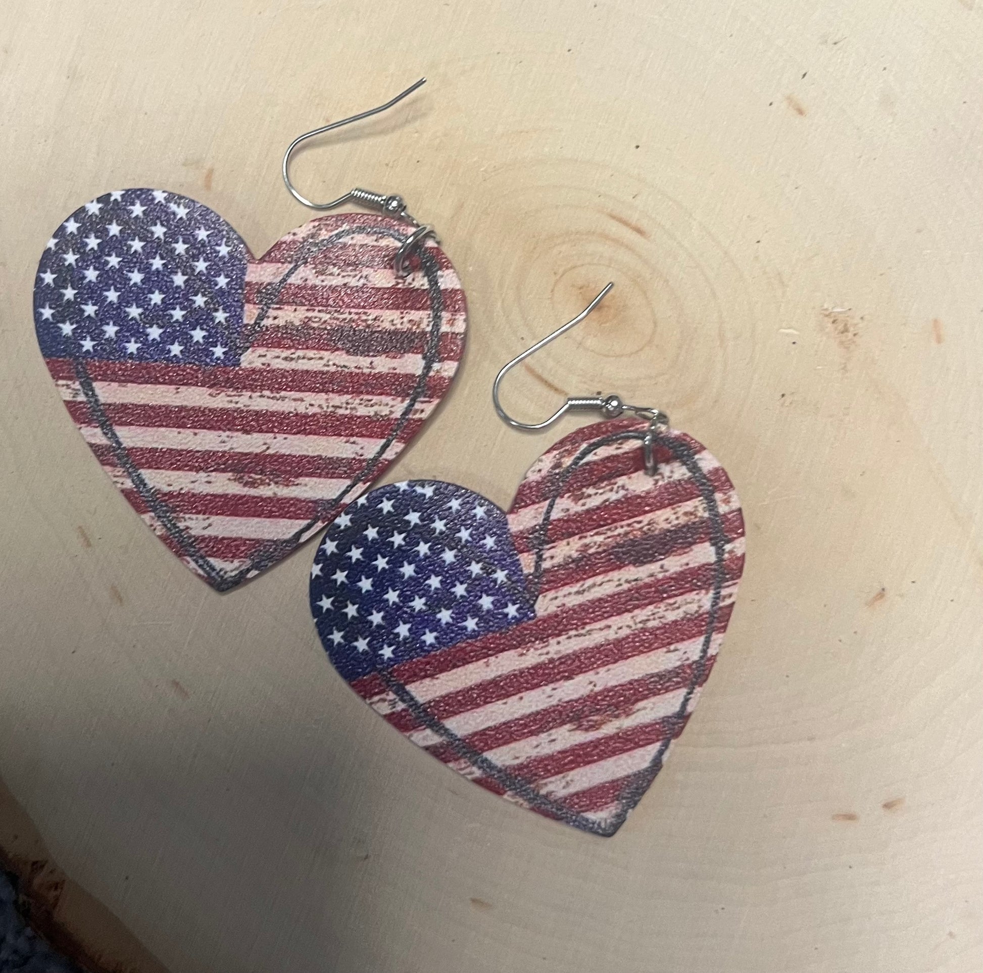I love the USA flag earrings