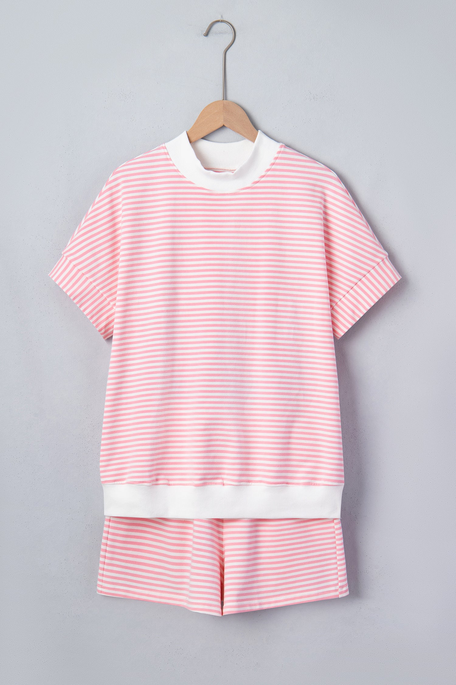 Sky Blue Stripe Cuffed Sleeve Contrast Mock Neck Tee Casual 2pcs Short Set