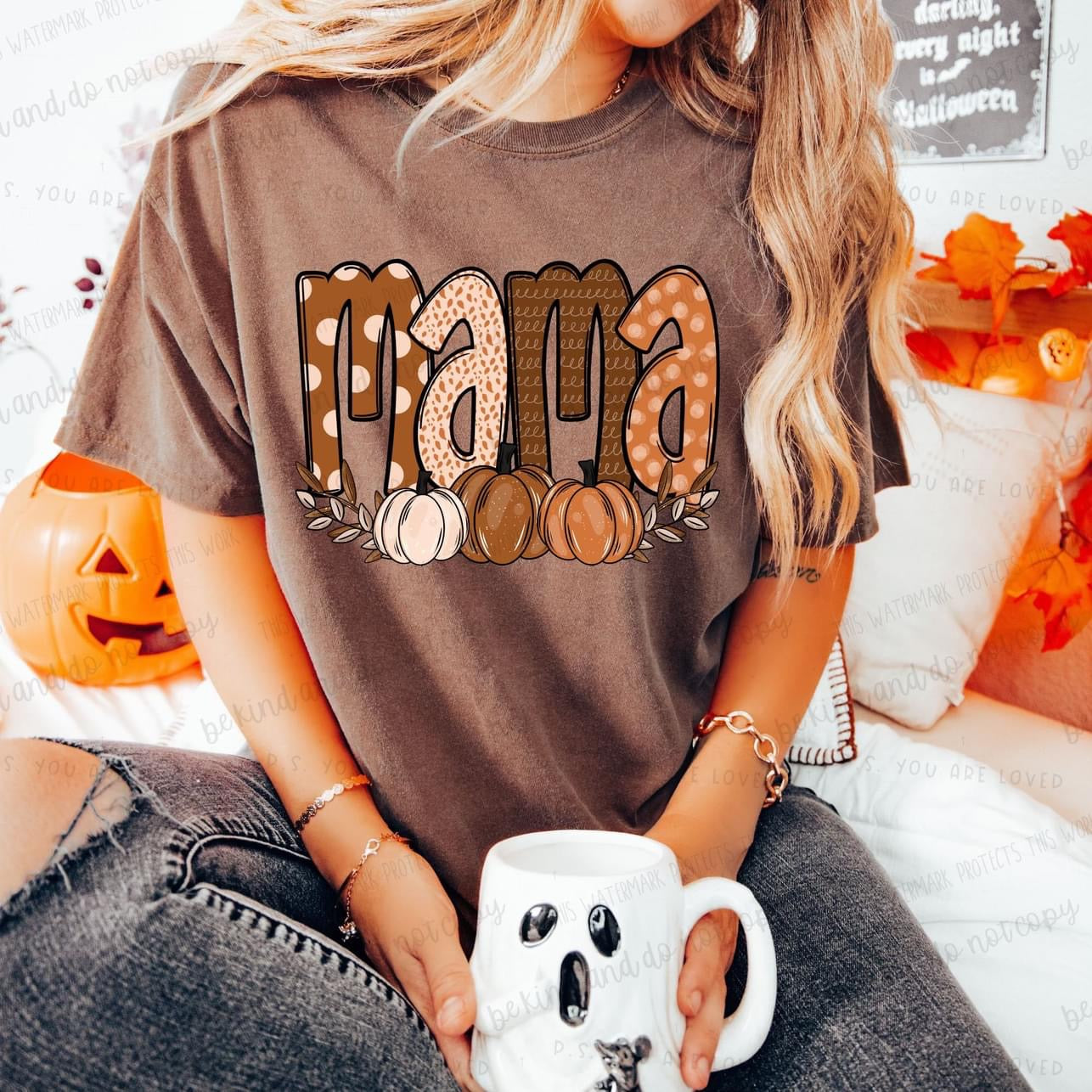 Mama Fall graphic tee