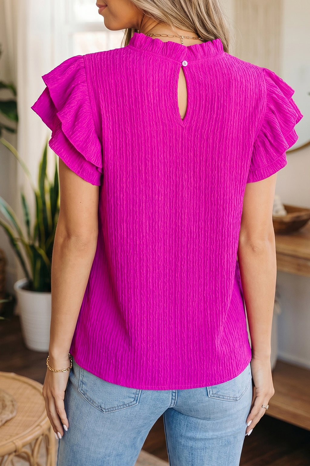 Black Solid Color Textured Ruffle Trim Short Sleeve Blouse