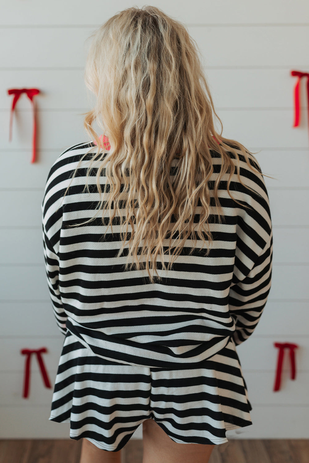 Black Stripe Color Block Edge Pullover and Shorts PLus Size Set