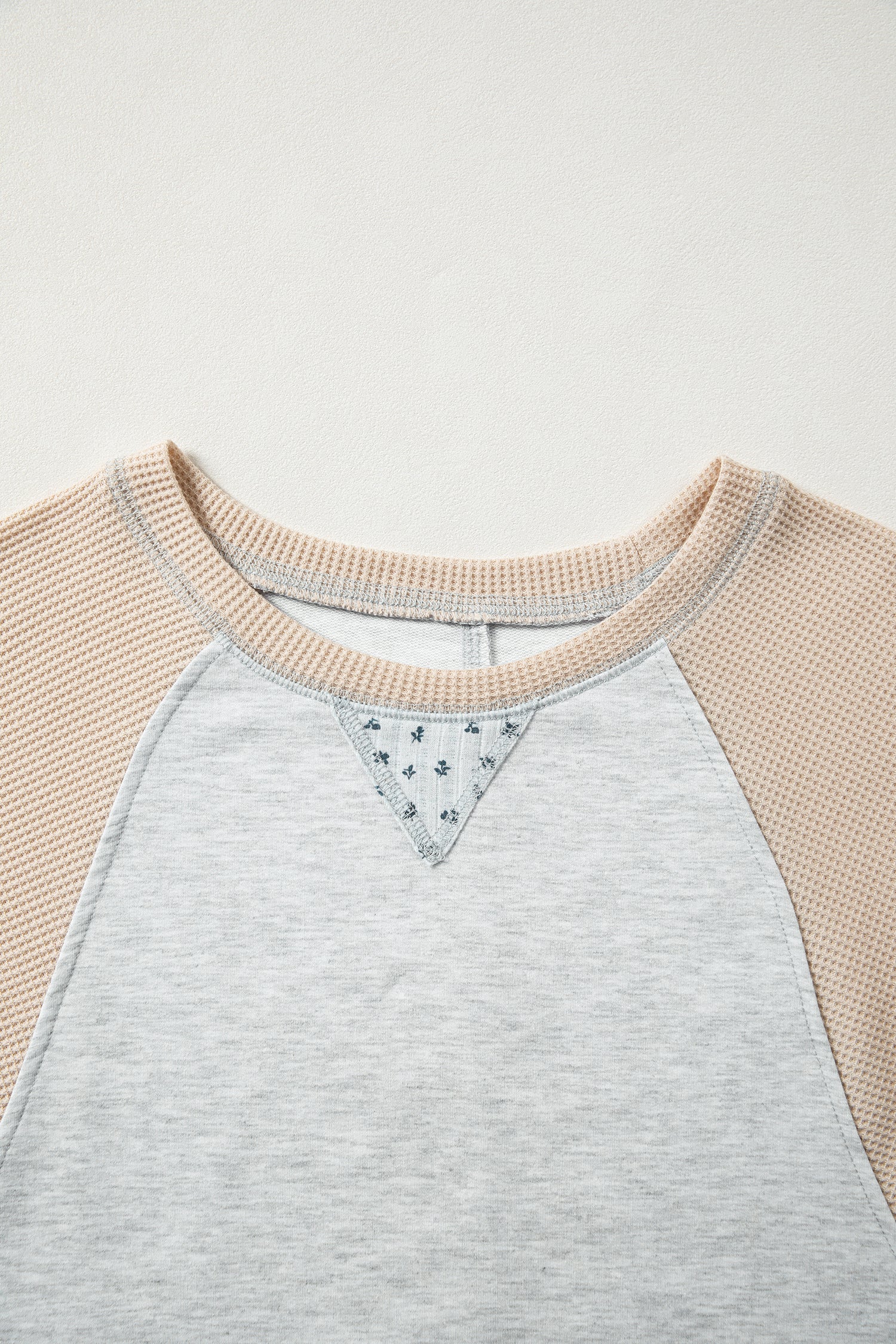 Light Grey Mixed Print Raglan Sleeve Patchwork Exposed Seam Pullover Top