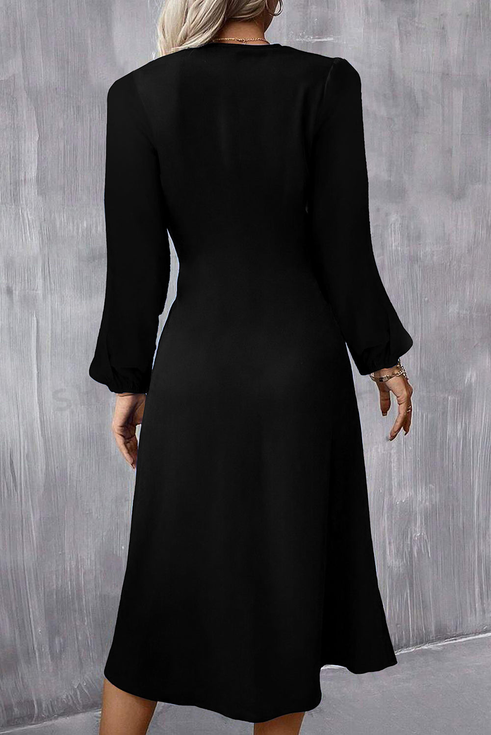 Burgundy Solid Color Ruched Detail Long Sleeve Midi Dress