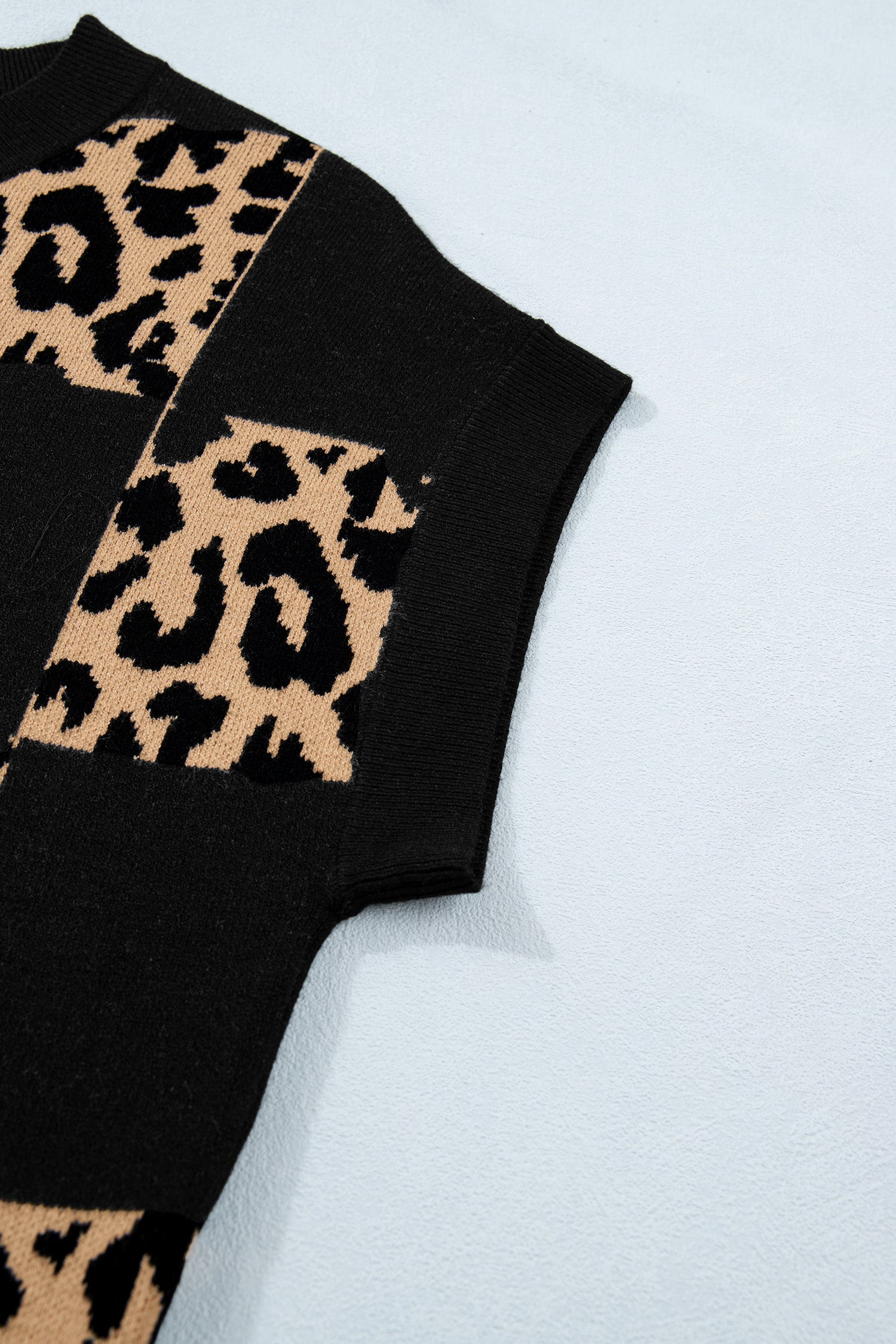 Rose Red Leopard Checkerboard Short Sleeve Knit Sweater