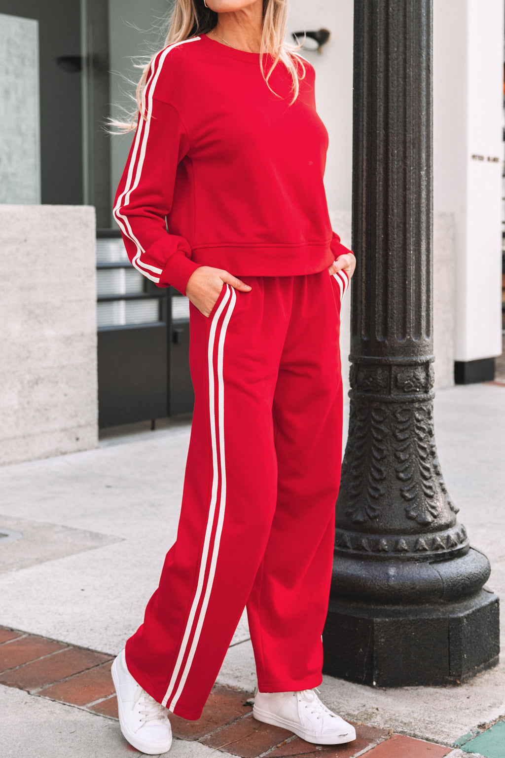 Black Varsity Striped Detail Crewneck Pullover Elastic Sweatpants 2pcs Outfit
