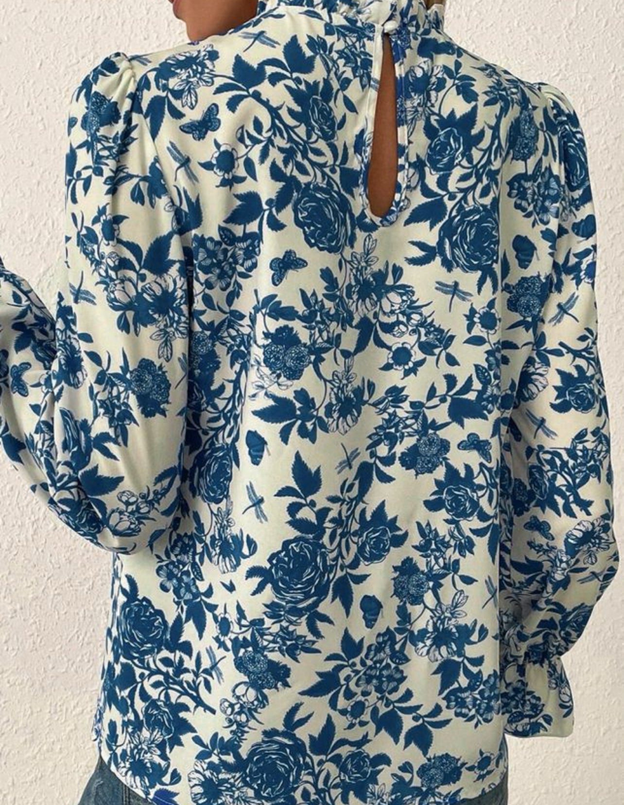 Blue rose high neck, puff sleeves top