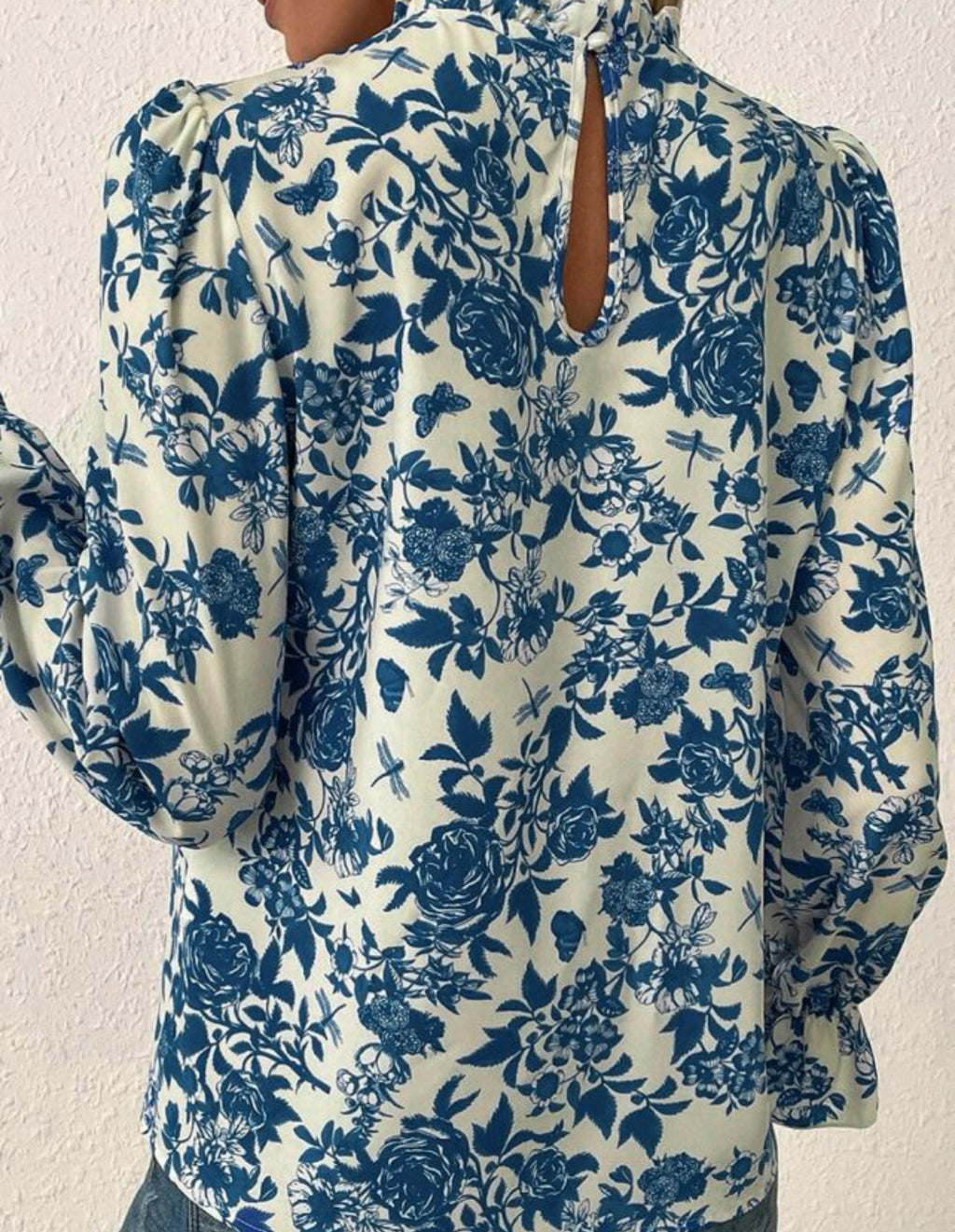 Blue rose high neck, puff sleeves top