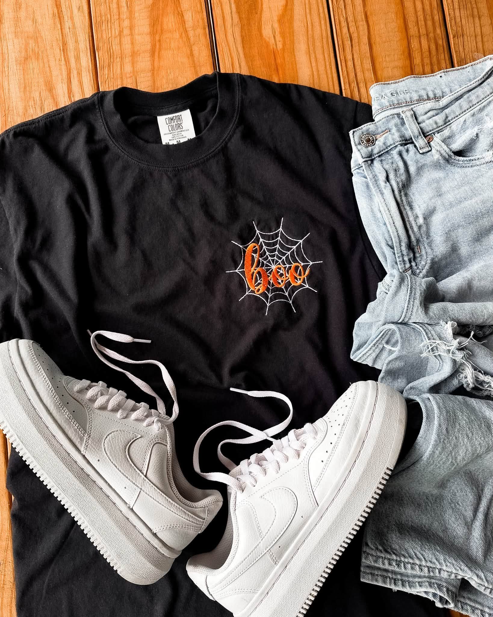 Spiderweb Boo graphic tee