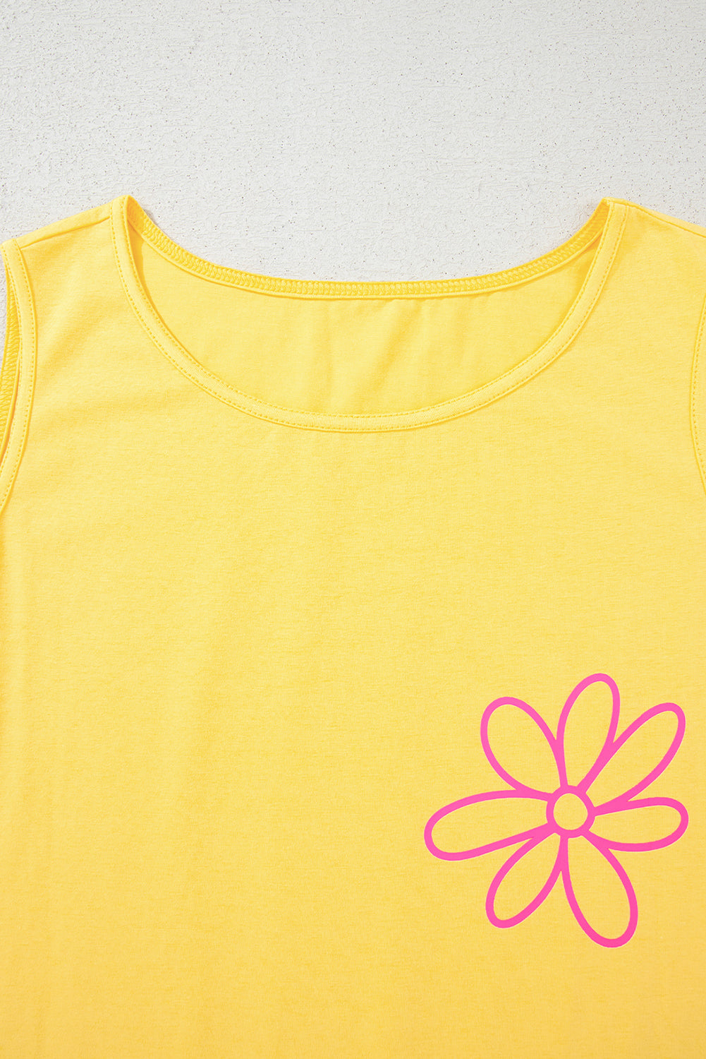 Sachet Pink Butterfly Graphic Casual Tank Top