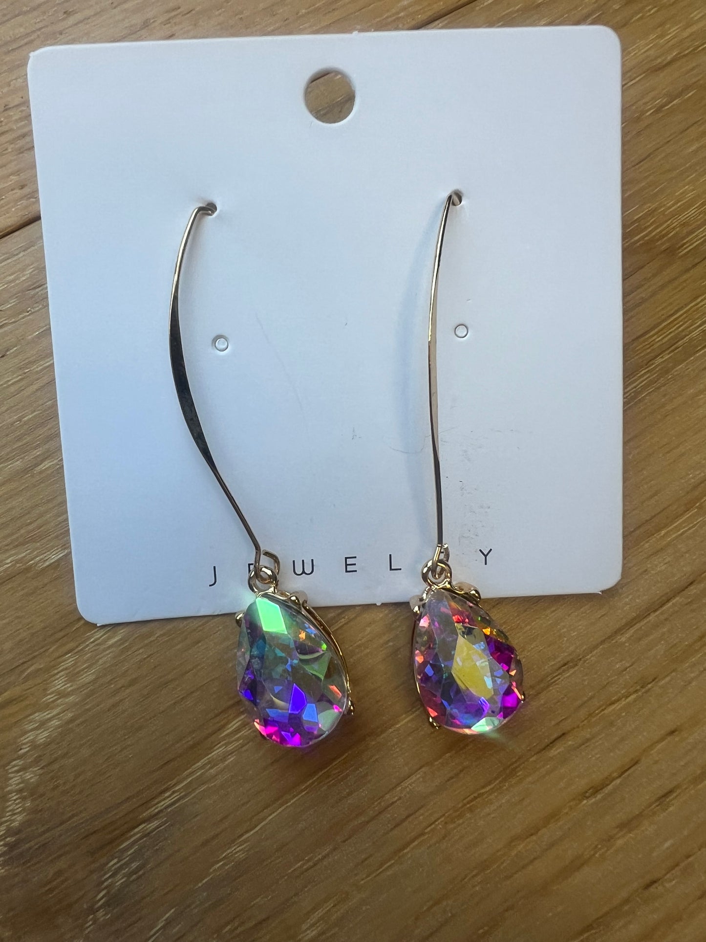 Elegant hanging earrings