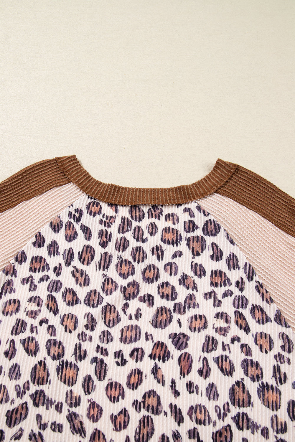 Parchment Leopard Colorblock Patchwork Twist Ribbed Plus Size V Neck Baggy Pullover