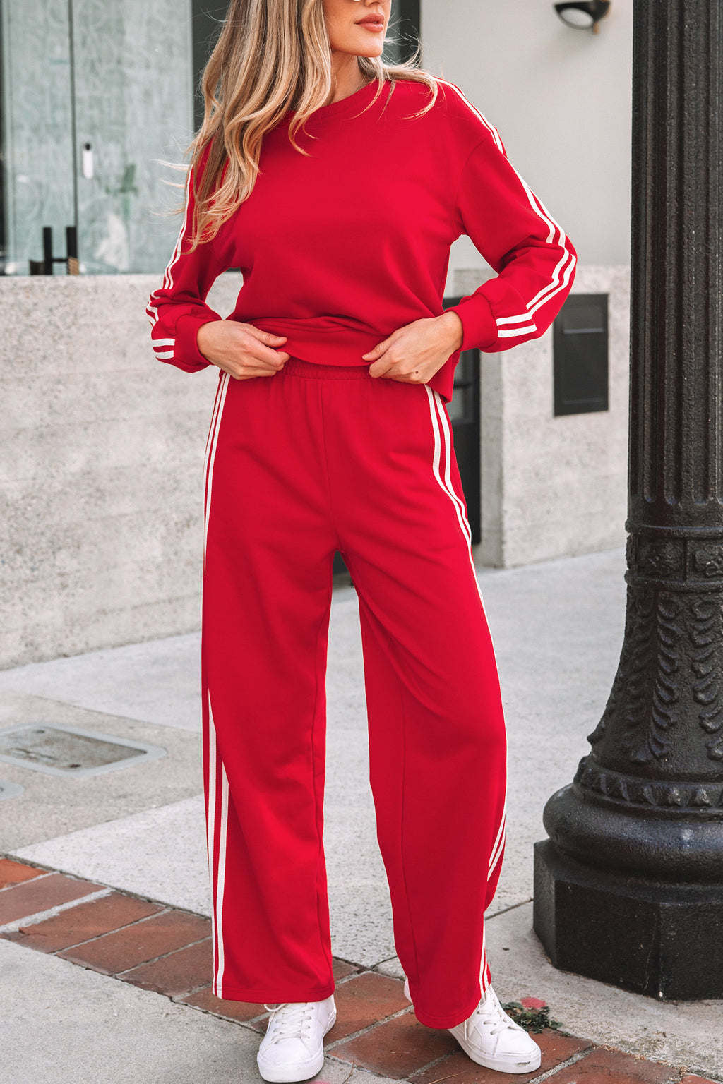 Black Varsity Striped Detail Crewneck Pullover Elastic Sweatpants 2pcs Outfit