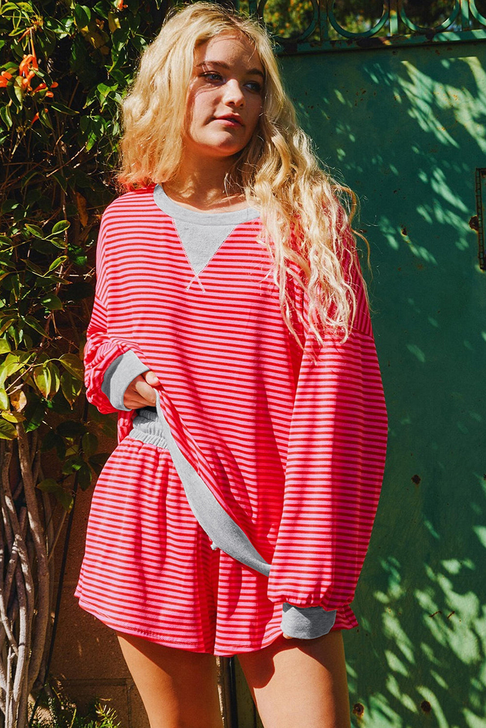 Red Stripe Drop Shoulder Baggy Pullover and Shorts Casual Set