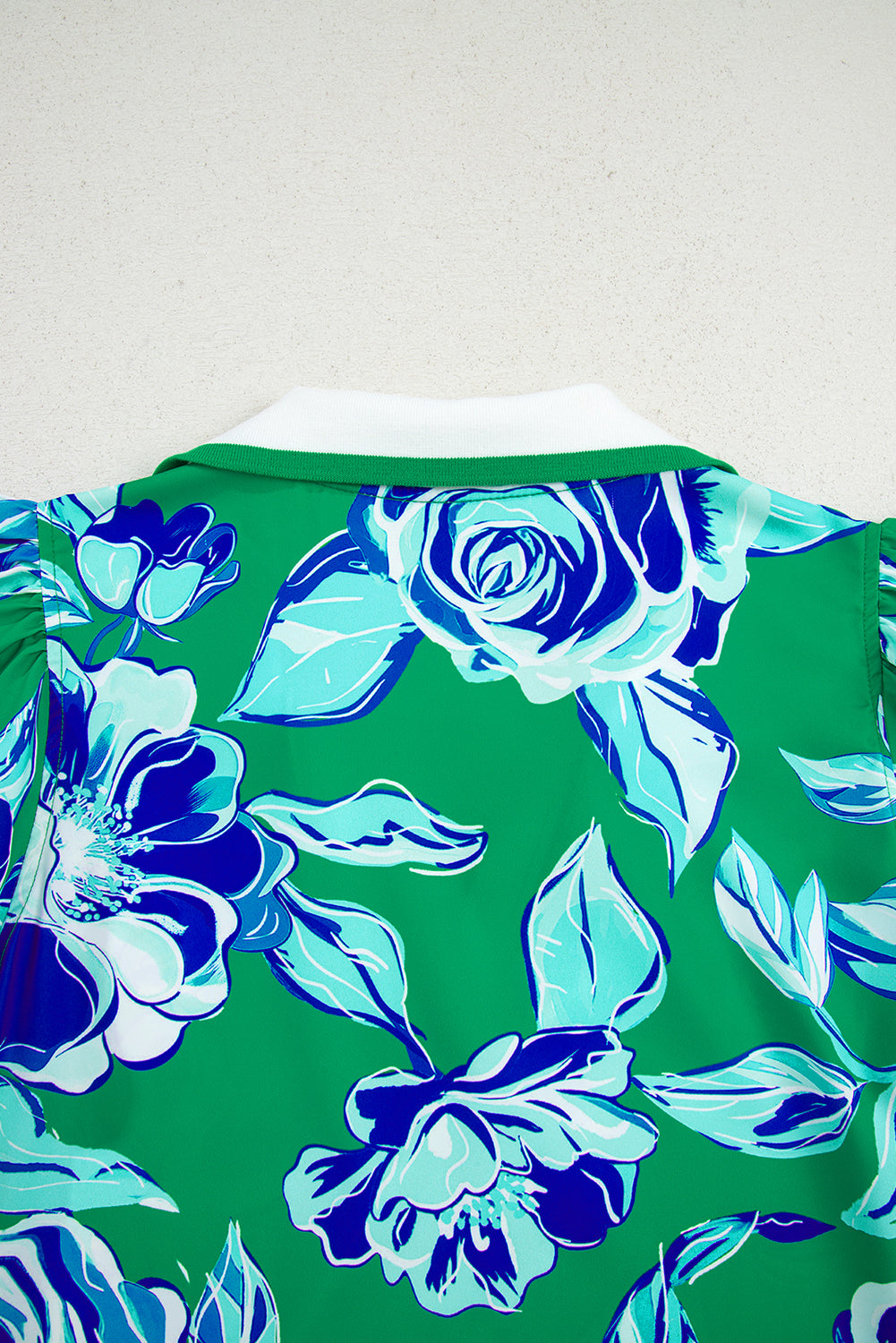 Bright Green Contrast Floral Print Collared V Neckline Ruffled Cap Sleeve Shift Dress with Pockets