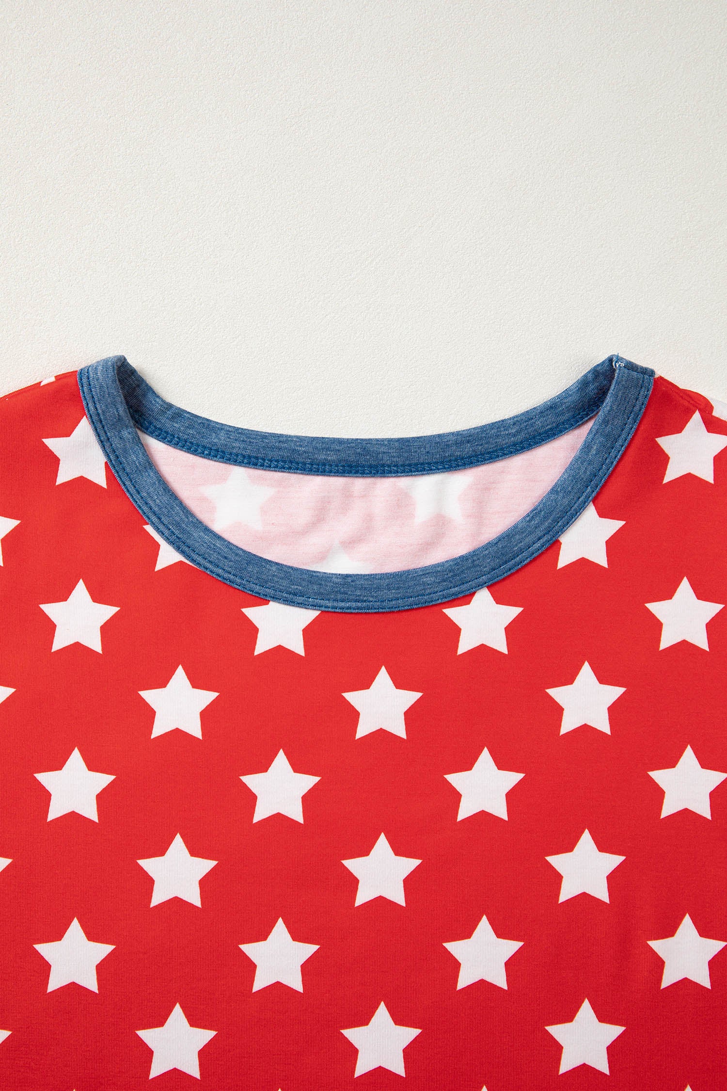 Red Stars Print Colorblock Binding Tape Collar Cuff Viscose Tunic Top